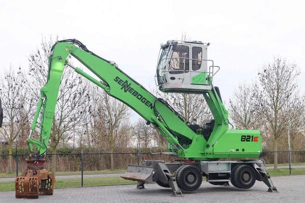 Kran typu Sennebogen 821E 821 E SORTING GRAB DOZERBLADE GREAT CONDITION, Gebrauchtmaschine v Marknesse (Obrázok 2)