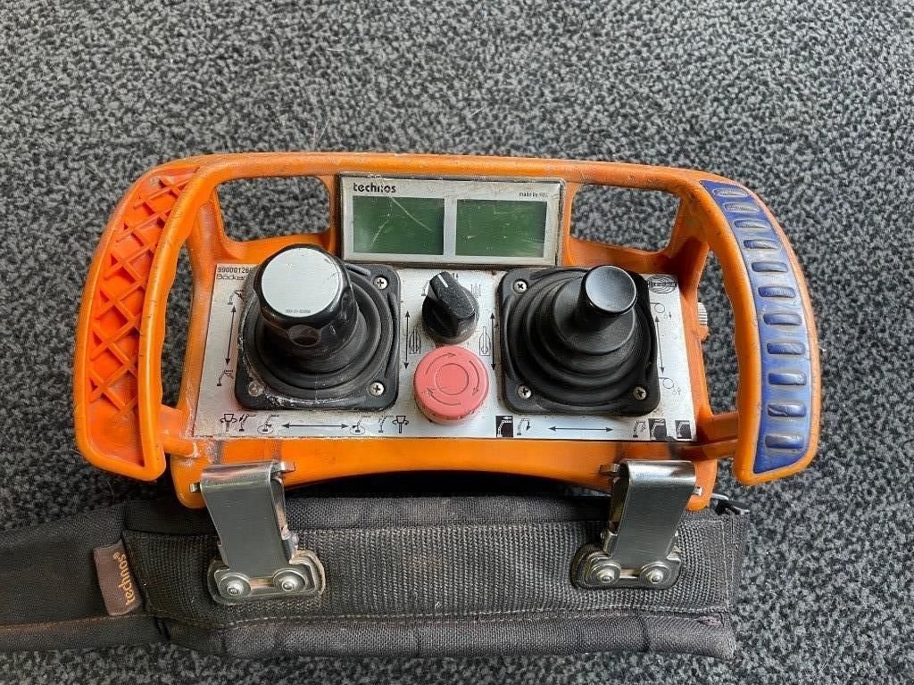 Kran des Typs Sonstige B&ouml;cker AHK 30/1500, Gebrauchtmaschine in WIJCHEN (Bild 4)