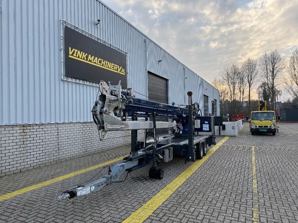 Kran типа Sonstige B&ouml;cker AHK 30/1500, Gebrauchtmaschine в WIJCHEN (Фотография 2)