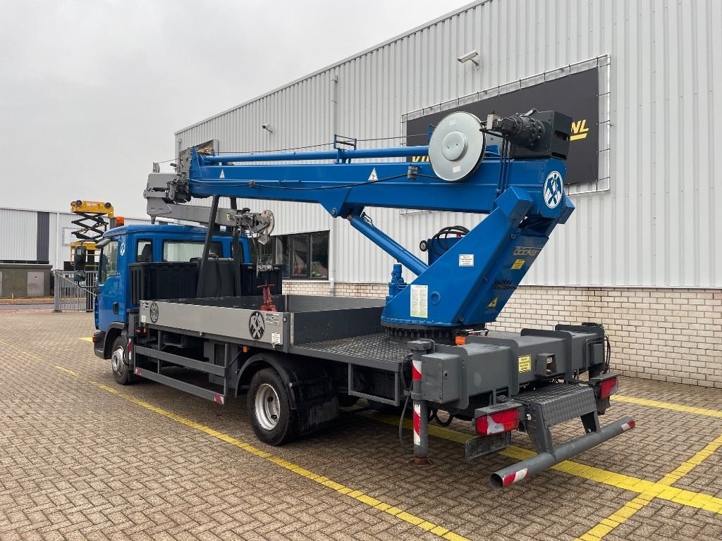 Kran van het type Sonstige B&ouml;cker AK 32/1500, Gebrauchtmaschine in WIJCHEN (Foto 9)