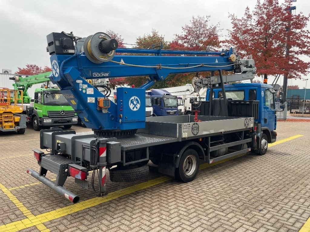 Kran van het type Sonstige B&ouml;cker AK 32/1500, Gebrauchtmaschine in WIJCHEN (Foto 8)