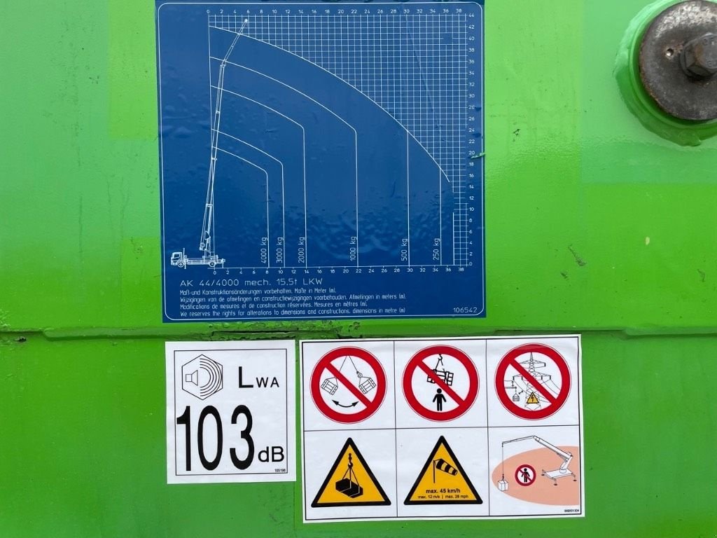 Kran des Typs Sonstige B&ouml;cker AK 44/4000 GERESERVEERD, Gebrauchtmaschine in WIJCHEN (Bild 3)