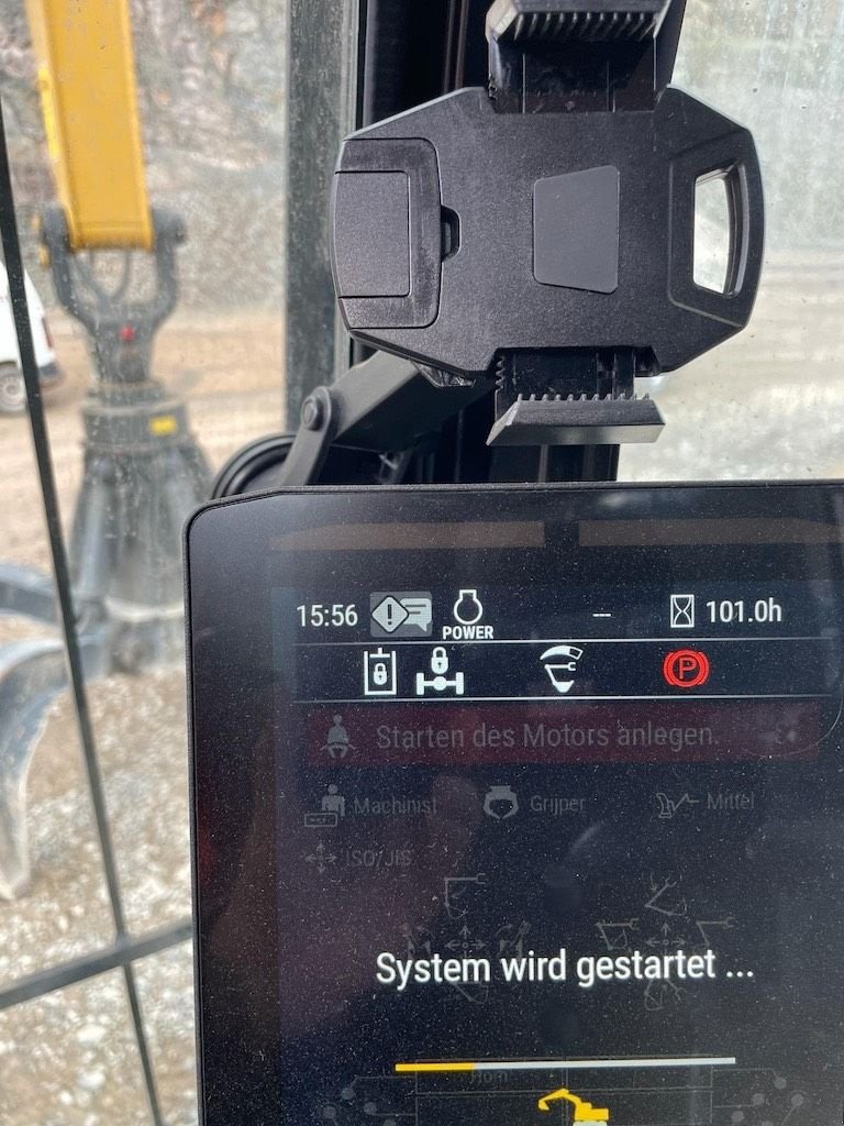 Kran Türe ait Sonstige Cat MH3024, Gebrauchtmaschine içinde Oud Gastel (resim 11)