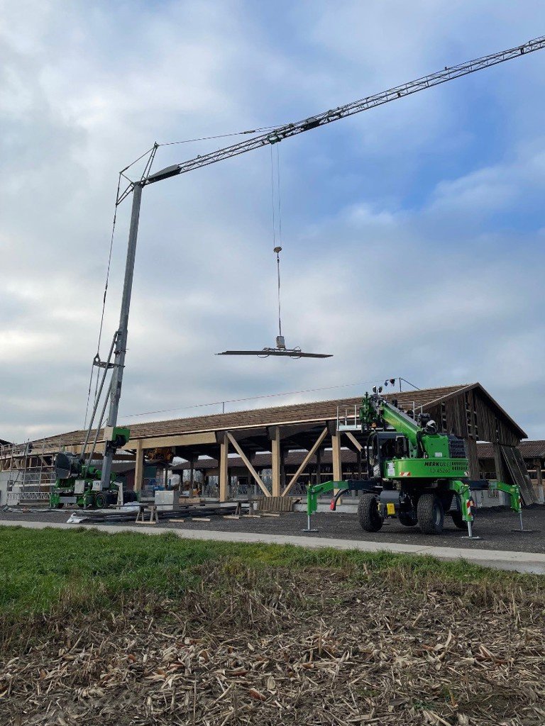 Kran типа Sonstige MBK24-2, Gebrauchtmaschine в Domdidier (Фотография 1)