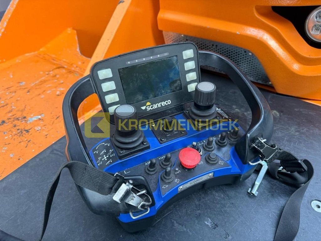 Kran типа Sonstige Valla V 110 R, Gebrauchtmaschine в Apeldoorn (Фотография 11)