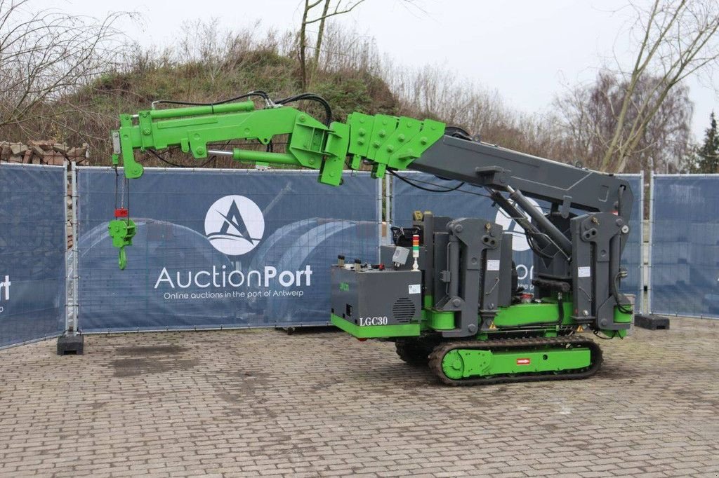 Kran tipa Sonstige WCM WCM-LGC30, Gebrauchtmaschine u Antwerpen (Slika 1)