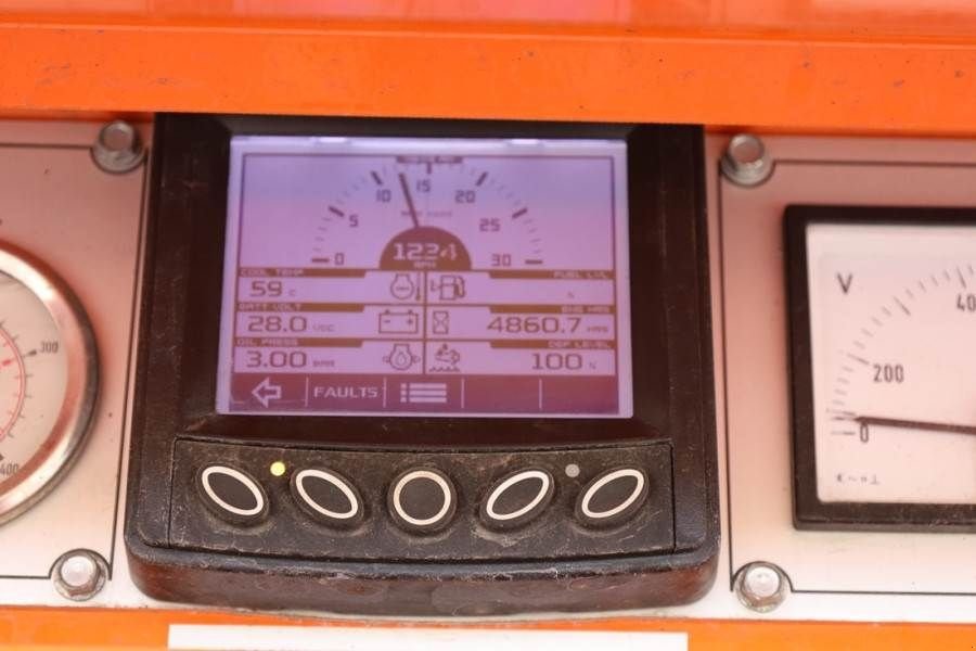 Kran типа Spierings SK597-AT4 Dutch Vehicle Registration, Valid Aboma, Gebrauchtmaschine в Groenlo (Фотография 9)