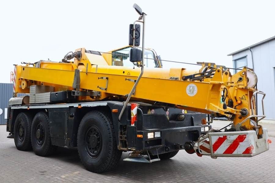 Kran des Typs Terex Demag AC40 City Diesel, 6x6 Drive And 6-Wheel Stee, Gebrauchtmaschine in Groenlo (Bild 9)