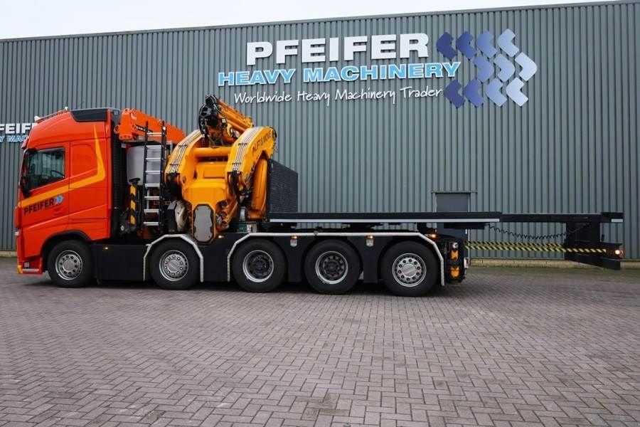 Kran typu Volvo FH12 With Cormach 135t/m Crane FH12 10x4 Wit, Gebrauchtmaschine v Groenlo (Obrázek 3)