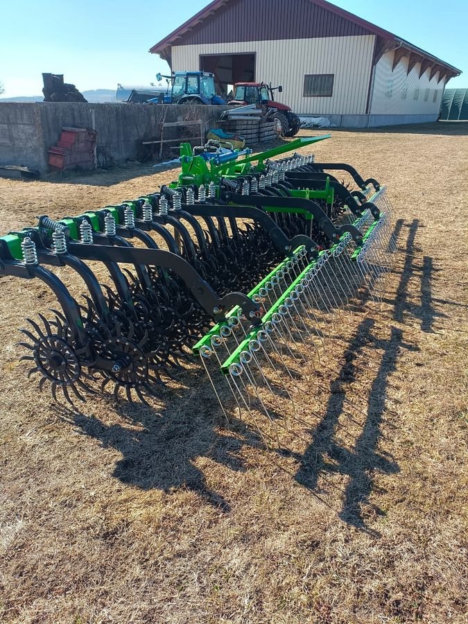 Kreiselegge des Typs Agro Green Star 6,1 Roto Zolli 3,0, Neumaschine in Waldburg (Bild 5)