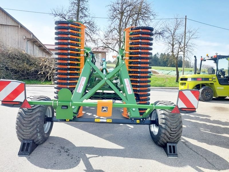 Kreiselegge of the type Amazone Catros+ 5003-2TS Kompaktscheibenegge, Vorführmaschine in St. Marienkirchen (Picture 7)