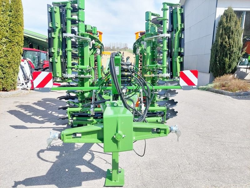 Kreiselegge of the type Amazone Catros+ 5003-2TS Kompaktscheibenegge, Vorführmaschine in St. Marienkirchen (Picture 2)