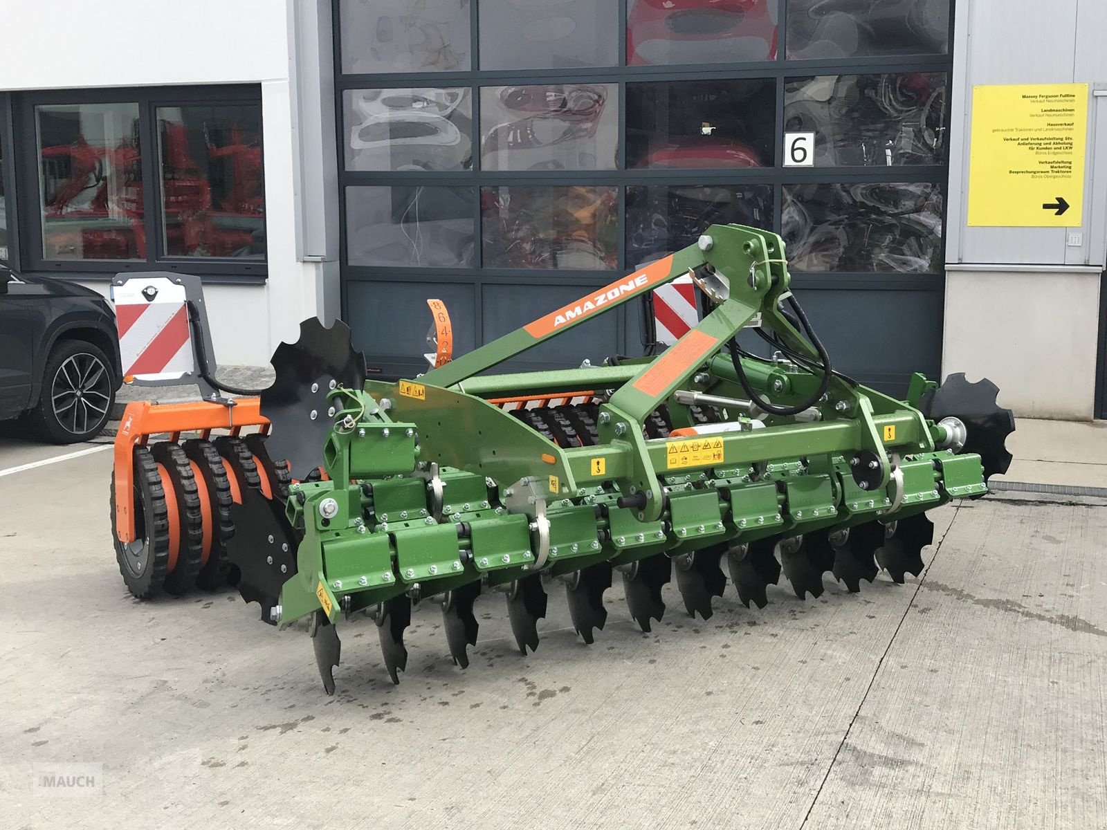 Kreiselegge of the type Amazone Kompaktscheibenegge Catros 3003, Neumaschine in Burgkirchen (Picture 2)