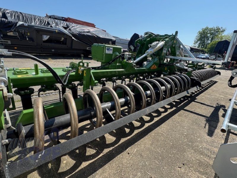 Kreiselegge of the type Celli Celli Energy P Kreiselegge, 6m Spiralwalze, Gebrauchtmaschine in Schutterzell (Picture 29)