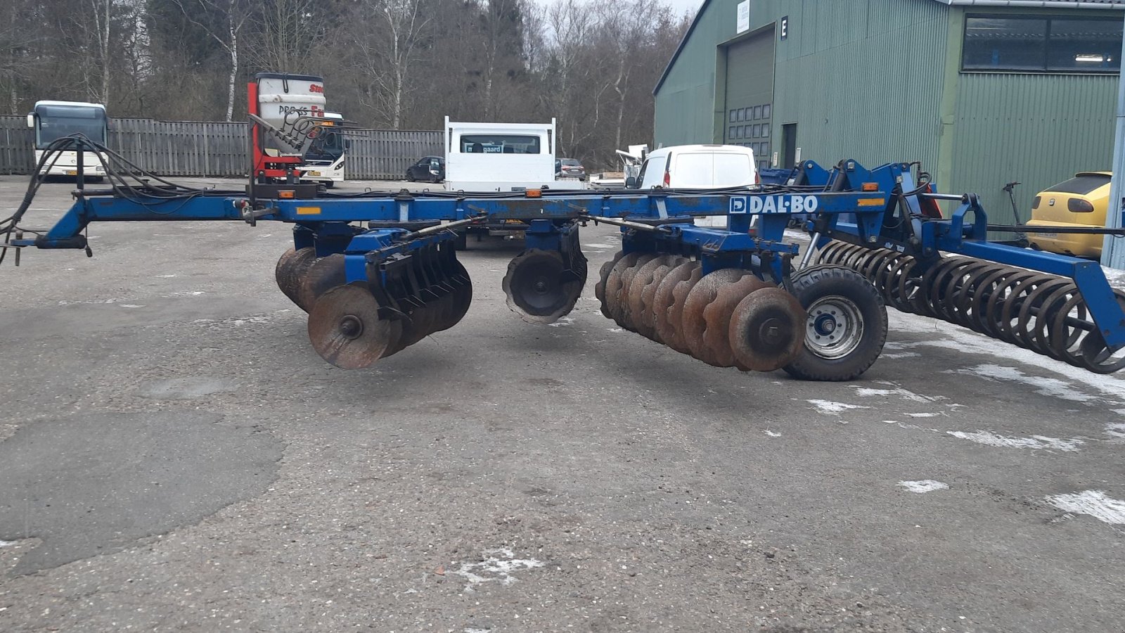 Kreiselegge Türe ait Dalbo 4,5m MAXI-DISC m/el-spreder og spiralvalse, Gebrauchtmaschine içinde Hadsund (resim 3)