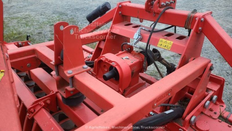 Kreiselegge Türe ait Gaspardo DMR 3000, Gebrauchtmaschine içinde CIVENS (resim 10)