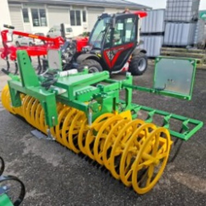 Kreiselegge Türe ait Kerner Frontpacker mit Messeregge, Neumaschine içinde Geinberg (resim 1)