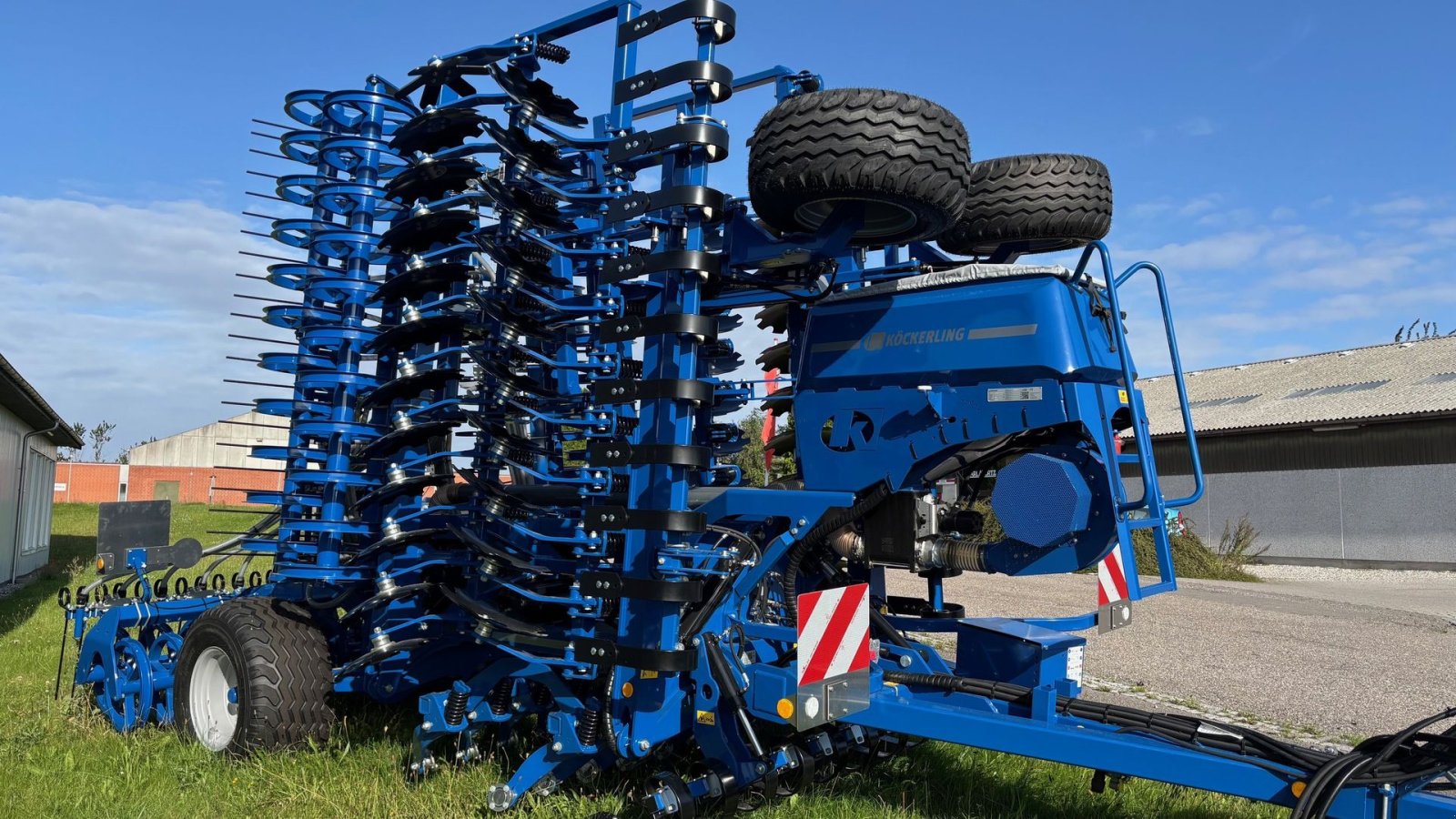 Kreiselegge Türe ait Köckerling Rebell Classic 800 T 2.0, Gebrauchtmaschine içinde Sakskøbing (resim 1)