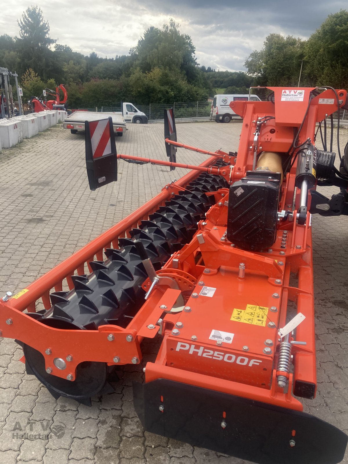 Kreiselegge des Typs Kubota PH 2500F, Neumaschine in Schweitenkirchen (Bild 17)