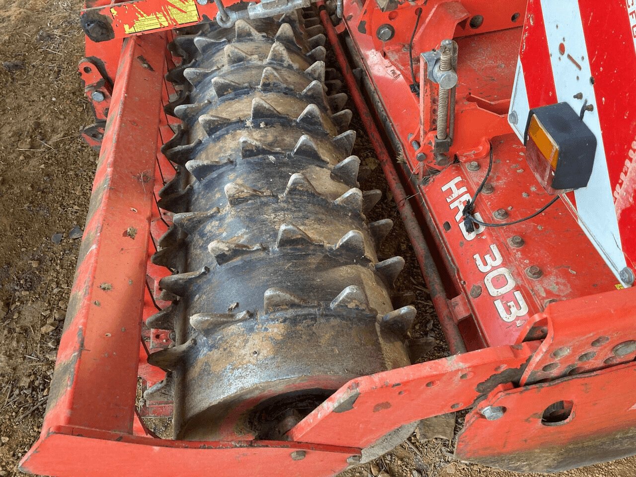 Kreiselegge za tip Kuhn HERSE ROTATIVE KUHN HRB 303, Gebrauchtmaschine u ST CLEMENT DE LA PLACE (Slika 3)