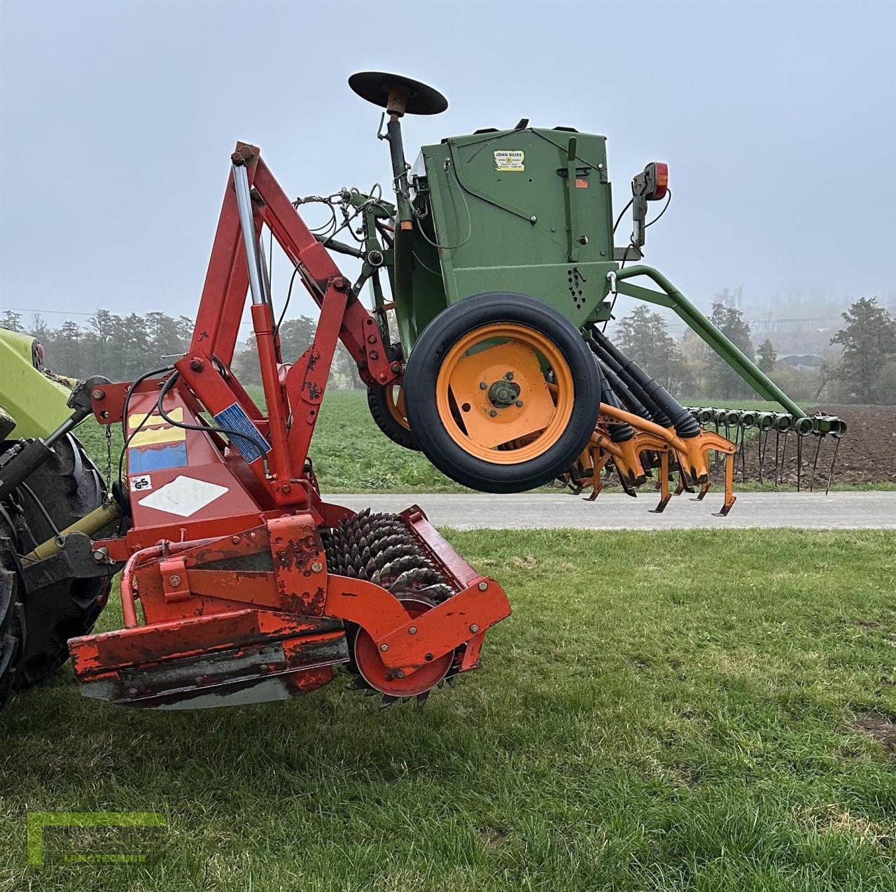 Kreiselegge des Typs Kuhn HR 2501M + Amazone Typ 25, Gebrauchtmaschine in Homberg/Ohm - Maulbach (Bild 10)