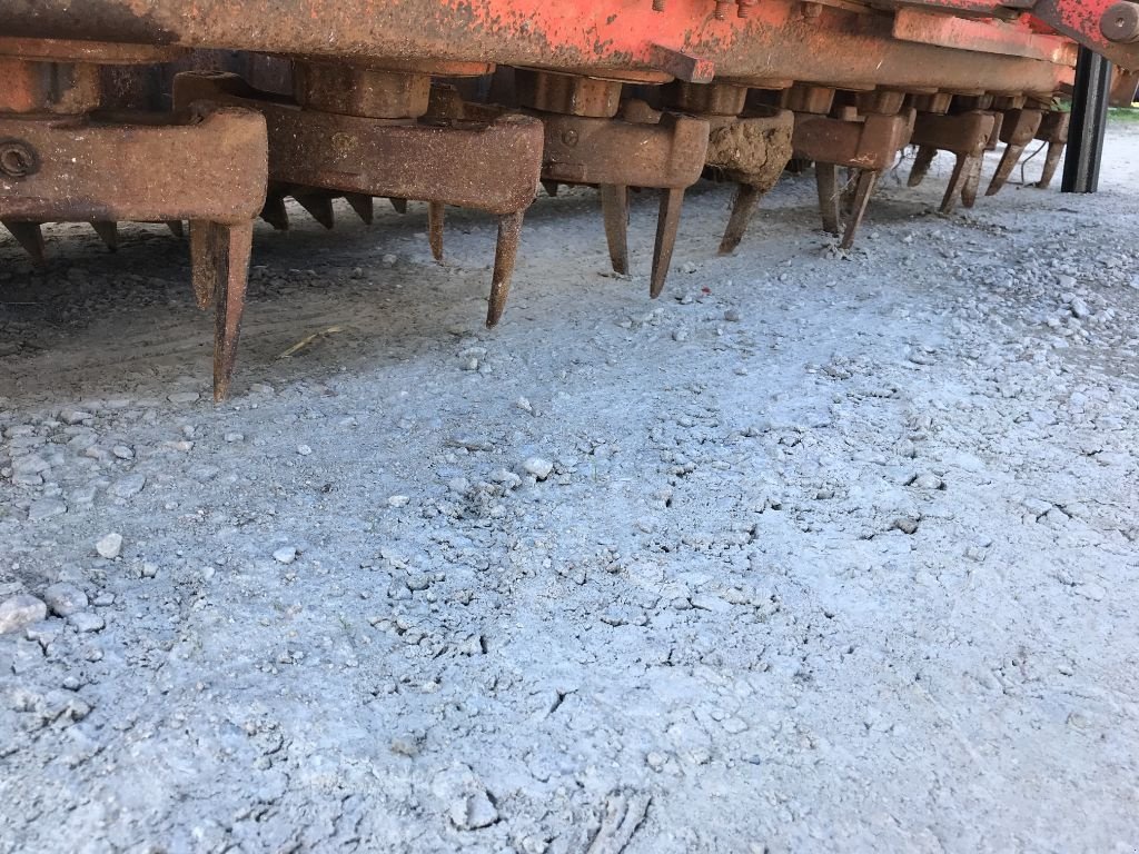Kreiselegge of the type Kuhn HR 300, Gebrauchtmaschine in MORLHON LE HAUT (Picture 9)