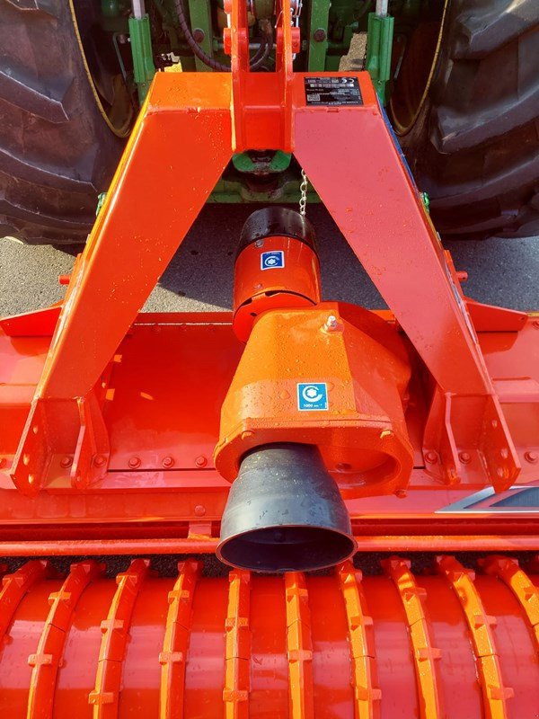 Kreiselegge des Typs Kuhn HR 304, Neumaschine in Lengnau (Bild 7)