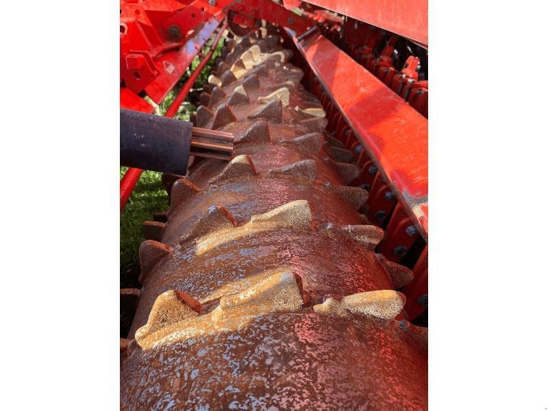 Kreiselegge typu Kuhn HR 4004 D, Gebrauchtmaschine v SAINT-GERMAIN DU PUY (Obrázek 5)