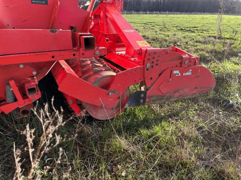 Kreiselegge typu Kuhn HR 4004 D, Gebrauchtmaschine v SAINT-GERMAIN DU PUY (Obrázek 4)