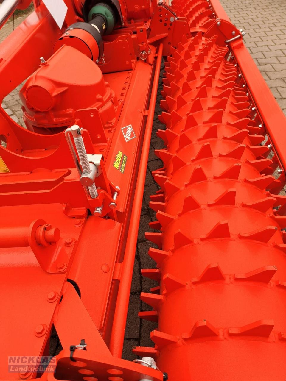 Kreiselegge des Typs Kuhn HR 5004 DR, Neumaschine in Schirradorf (Bild 9)