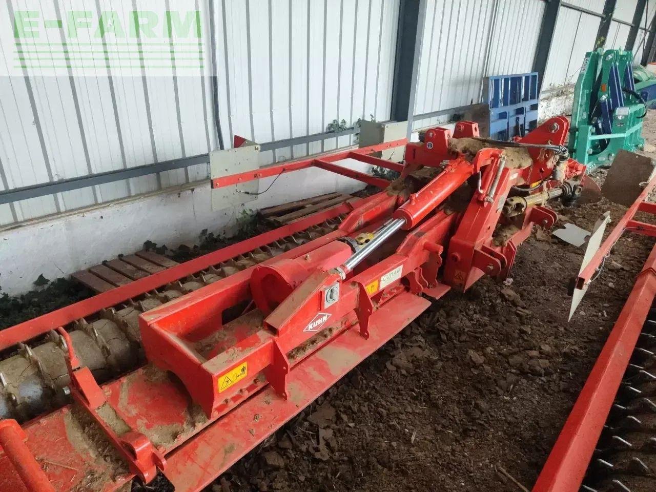 Kreiselegge tip Kuhn hr 6004 r, Gebrauchtmaschine in CHAUVONCOURT (Poză 4)