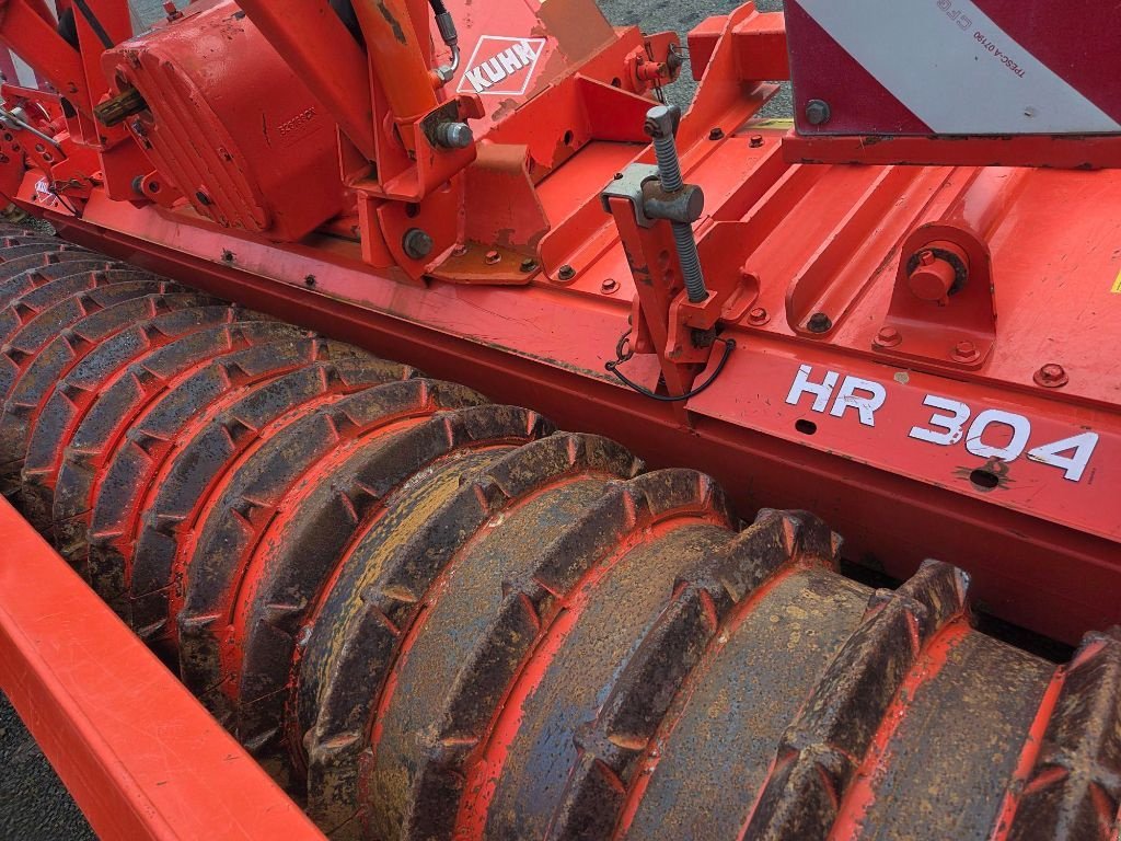 Kreiselegge Türe ait Kuhn Hr304, Gebrauchtmaschine içinde BRECEY (resim 8)