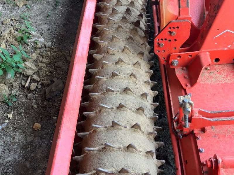 Kreiselegge del tipo Kuhn HR304, Gebrauchtmaschine en Gennes sur glaize (Imagen 1)