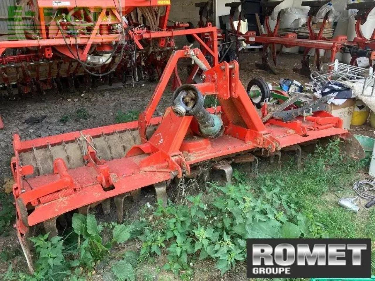 Kreiselegge del tipo Kuhn hr304, Gebrauchtmaschine en GENNES-SUR-GLAIZE (Imagen 2)
