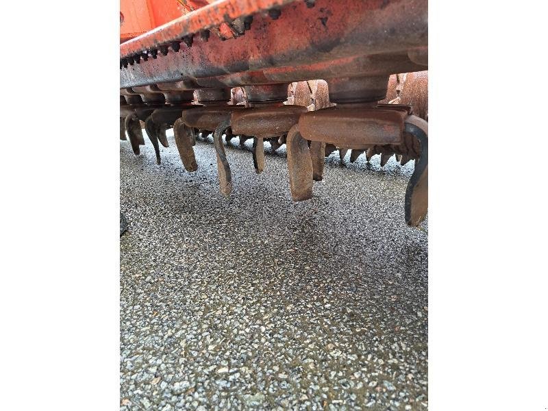 Kreiselegge typu Kuhn HR304D, Gebrauchtmaschine v PLUMELEC (Obrázek 11)