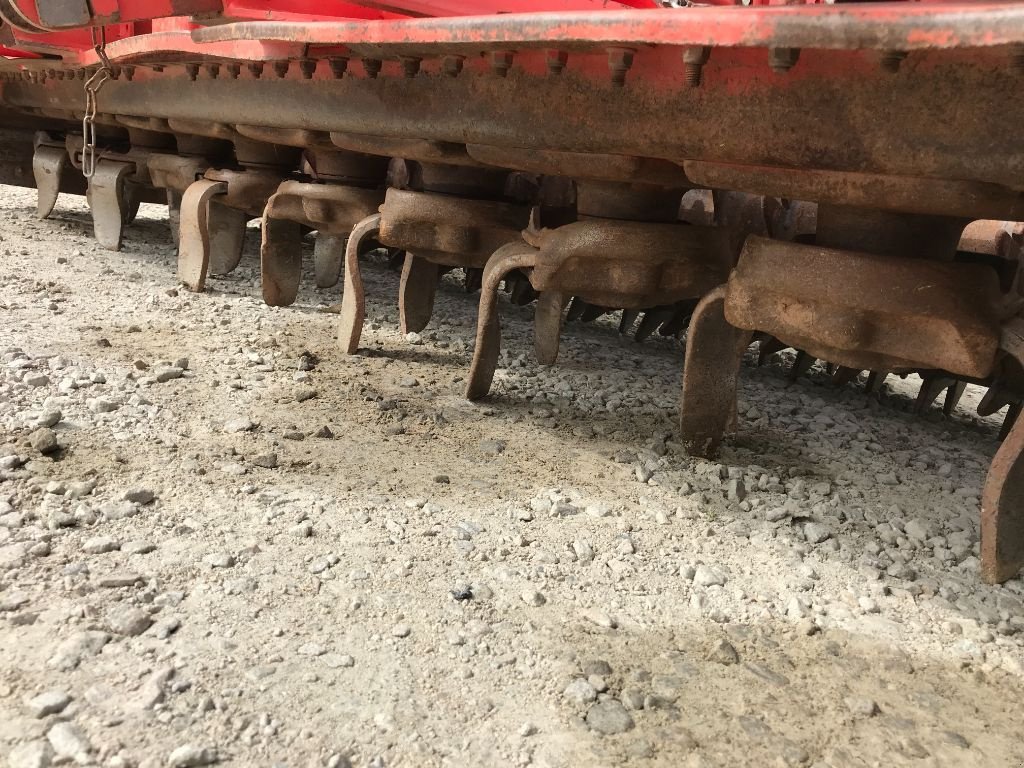 Kreiselegge typu Kuhn Hr304D, Gebrauchtmaschine v MORLHON LE HAUT (Obrázek 8)