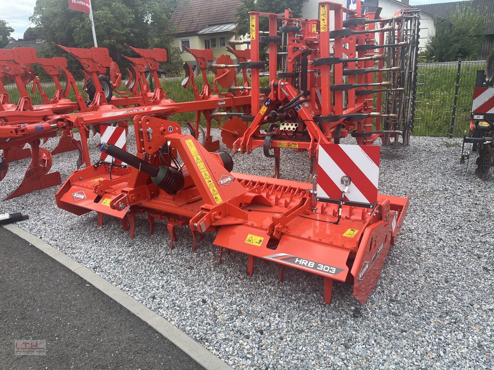 Kreiselegge of the type Kuhn HRB 303 D, Neumaschine in Gnas (Picture 9)