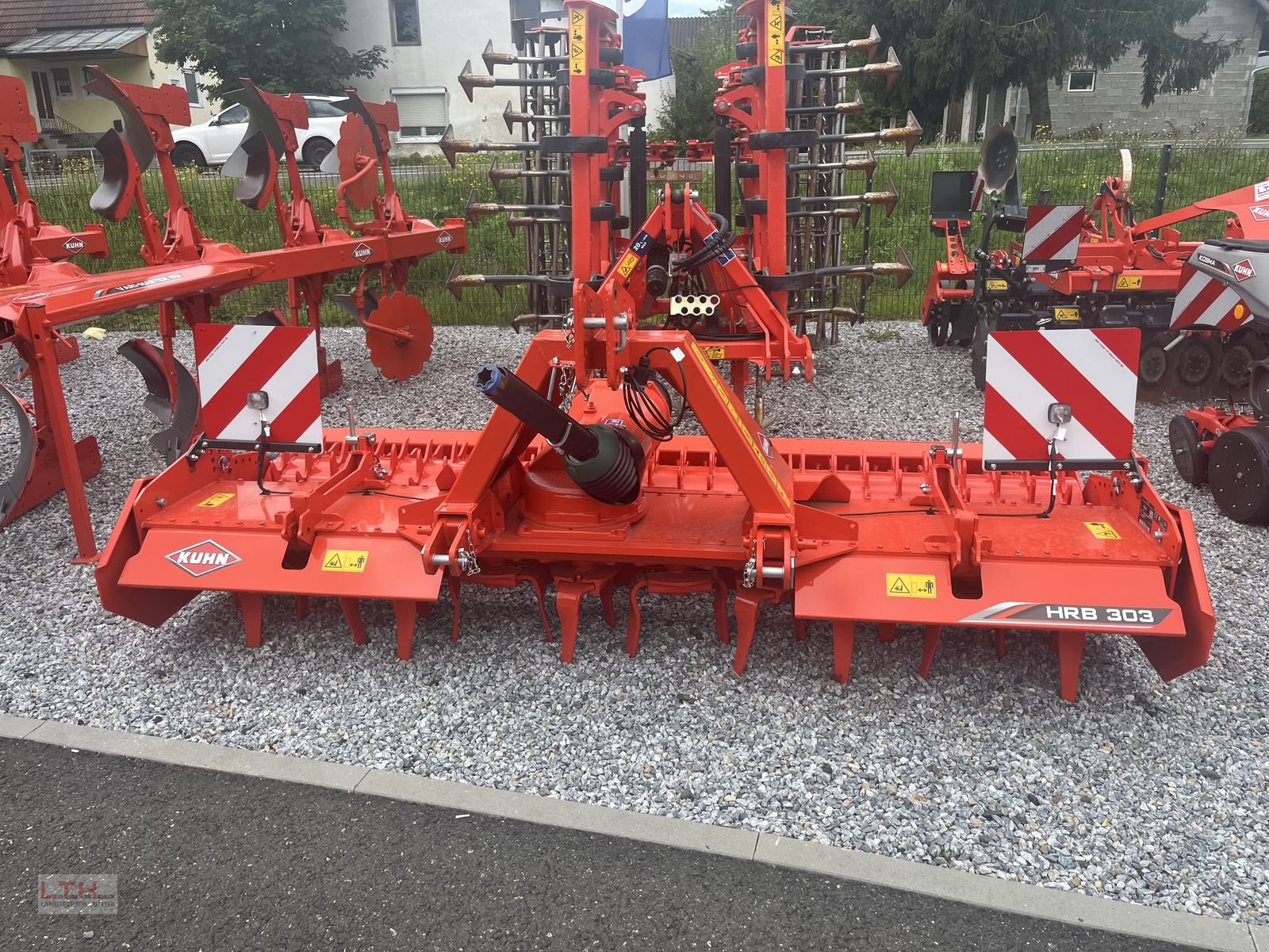 Kreiselegge of the type Kuhn HRB 303 D, Neumaschine in Gnas (Picture 10)