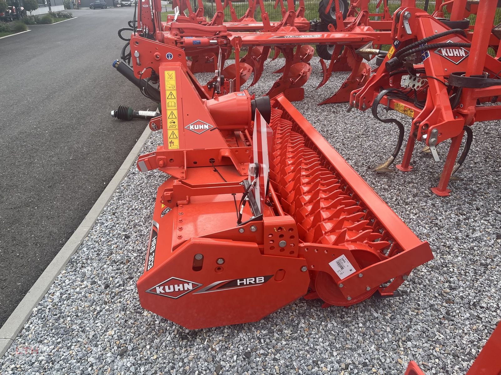 Kreiselegge of the type Kuhn HRB 303 D, Neumaschine in Gnas (Picture 8)