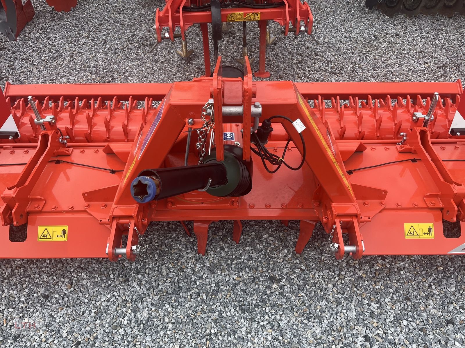 Kreiselegge of the type Kuhn HRB 303 D, Neumaschine in Gnas (Picture 11)