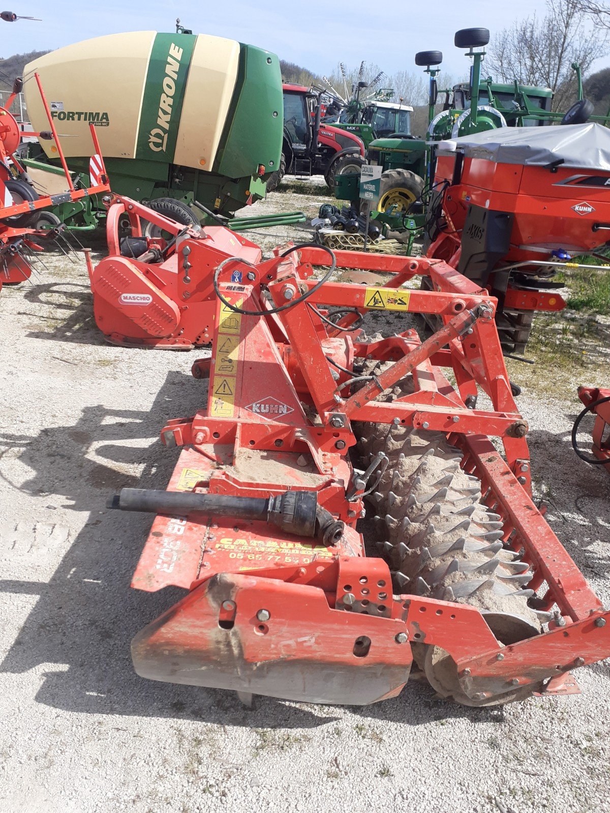 Kreiselegge Türe ait Kuhn HRB 303 D, Gebrauchtmaschine içinde Saint-Rémy (resim 3)