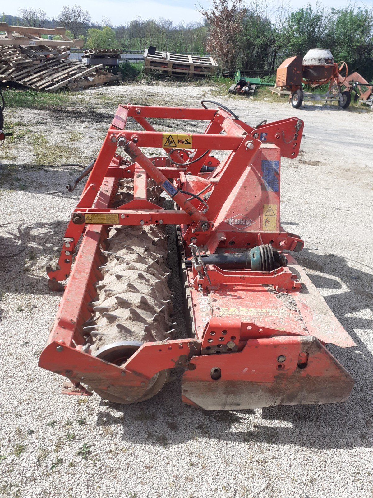 Kreiselegge Türe ait Kuhn HRB 303 D, Gebrauchtmaschine içinde Saint-Rémy (resim 4)