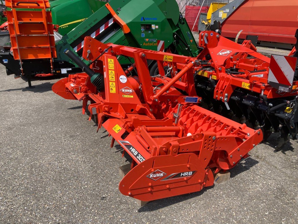 Kreiselegge Türe ait Kuhn HRB 303D, Neumaschine içinde Landquart (resim 1)