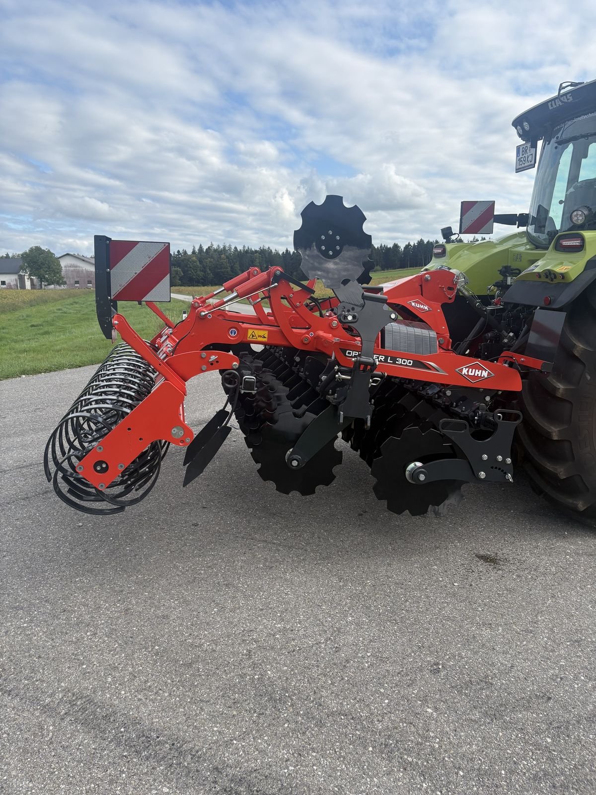 Kreiselegge des Typs Kuhn Optimer L 300, Neumaschine in Pischelsdorf am Engelbach (Bild 3)