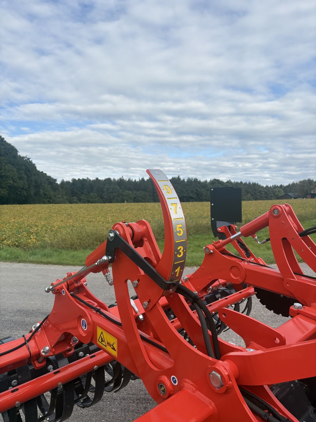 Kreiselegge des Typs Kuhn Optimer L 300, Neumaschine in Pischelsdorf am Engelbach (Bild 5)