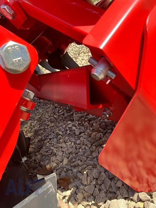 Kreiselegge des Typs Kverneland H-Serie 300, Neumaschine in Bitburg-Flugplatz (Bild 7)