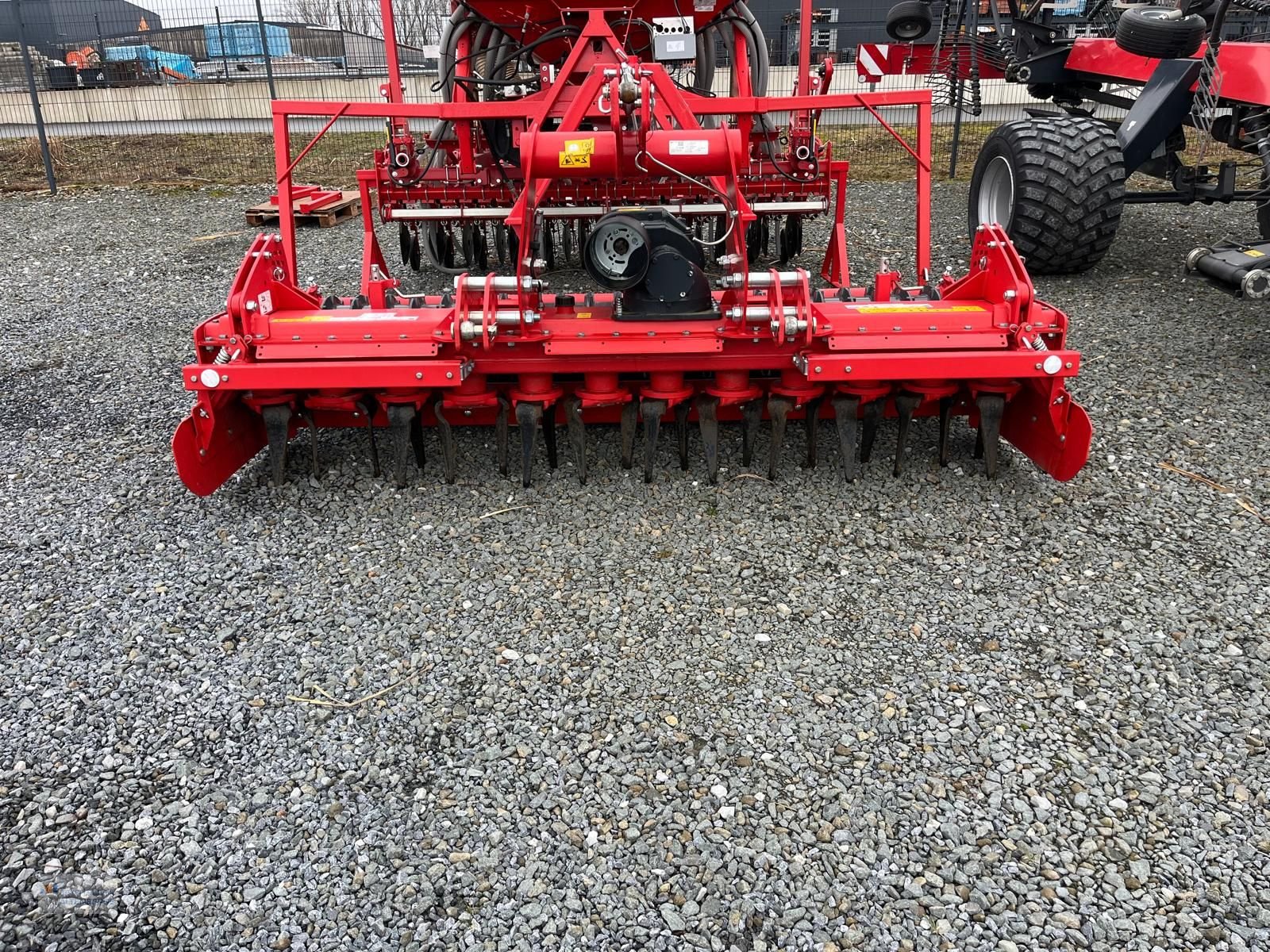 Kreiselegge des Typs Kverneland Kreiselegge S-Serie mit Actilinewalze, Neumaschine in Altenberge (Bild 3)