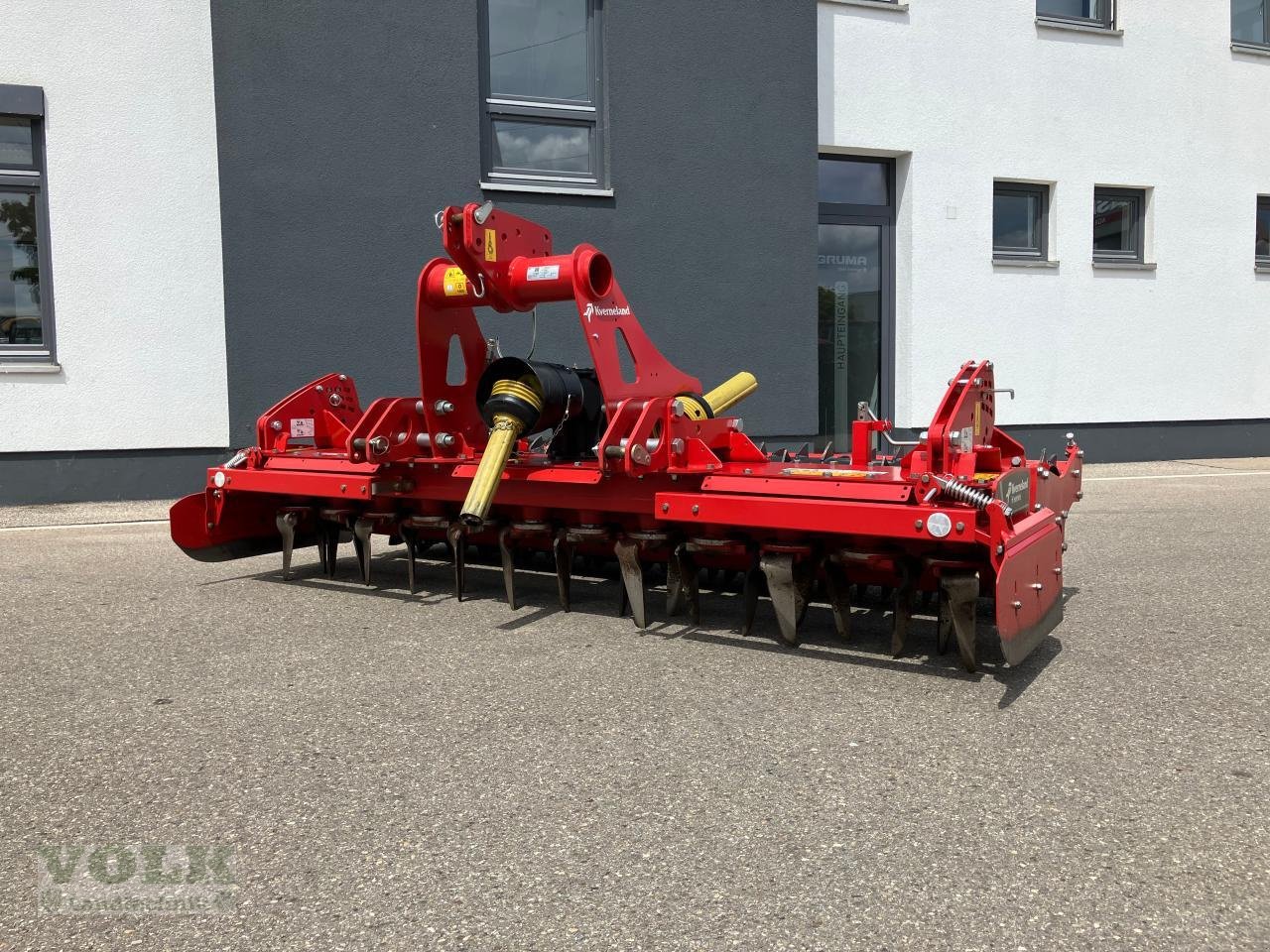 Kreiselegge of the type Kverneland NG 301 H, Neumaschine in Friedberg-Derching (Picture 1)