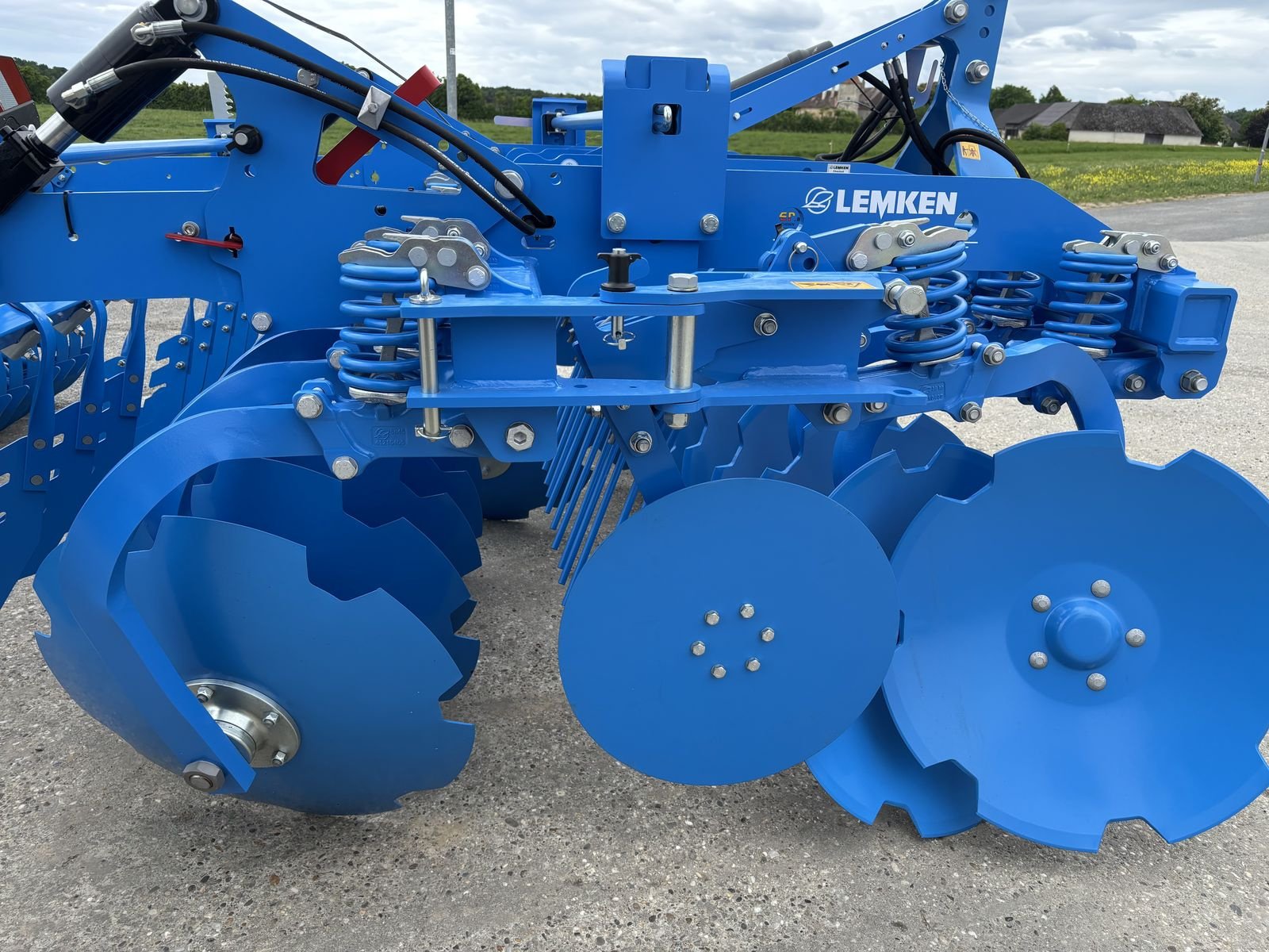 Kreiselegge of the type Lemken Rubin10 MR/300, Neumaschine in Starrein (Picture 11)