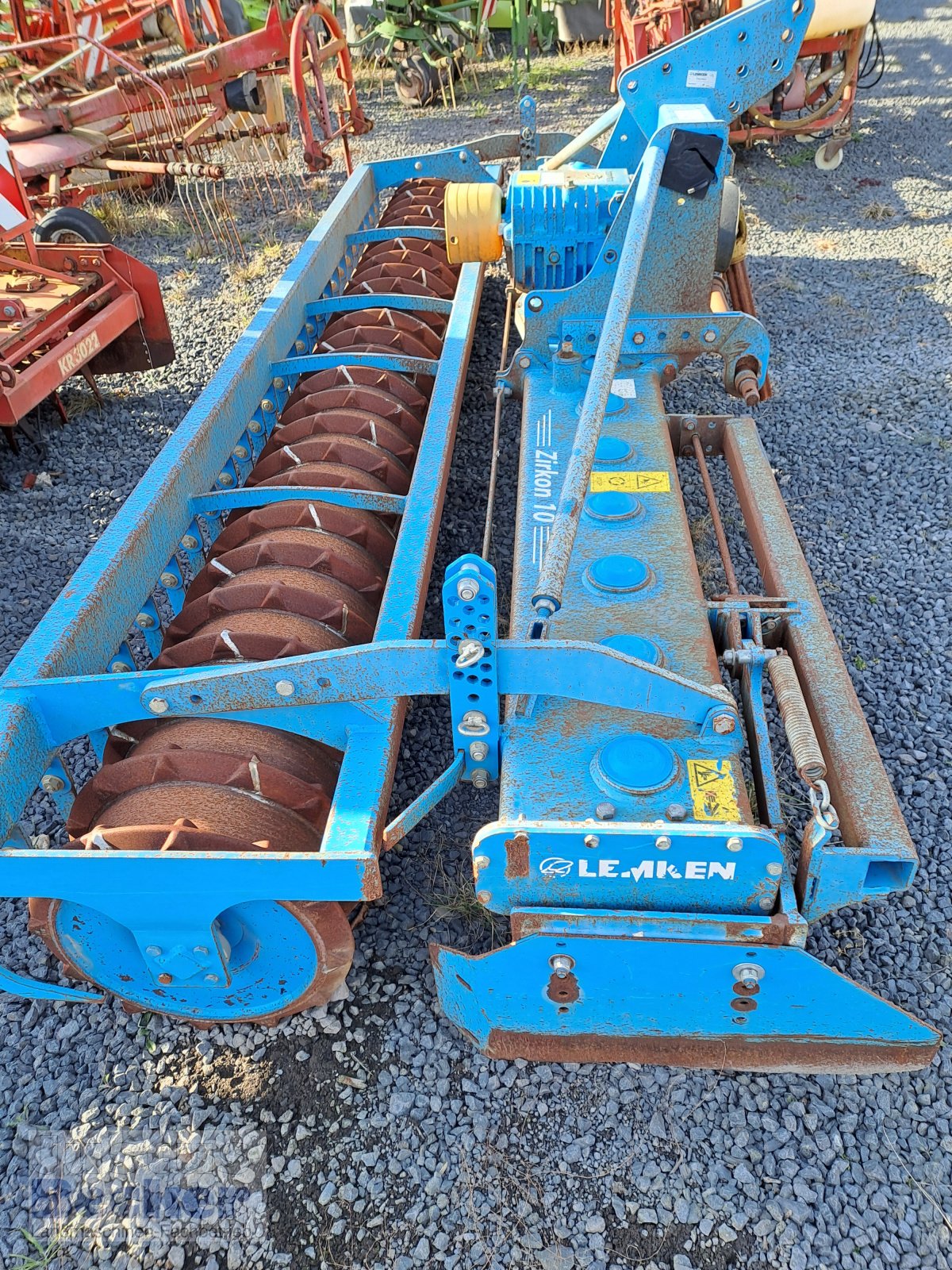 Kreiselegge des Typs Lemken Zirkon 10/400, Gebrauchtmaschine in Weimar-Niederwalgern (Bild 2)